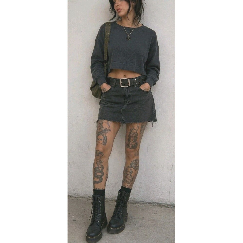 Divided By H&M Sweater Crop Top Dark Gray Long Sleeve Jewel Neck Small